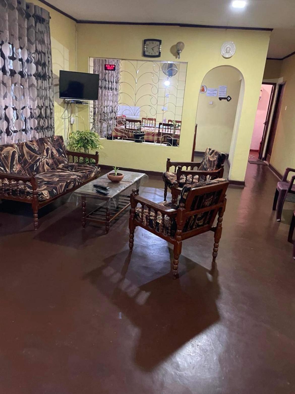Olivia Homestay Anuradhapura Exterior photo