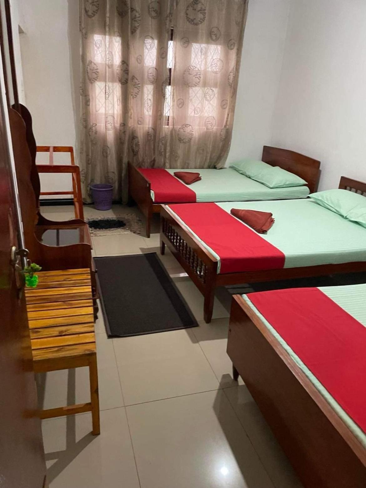 Olivia Homestay Anuradhapura Exterior photo